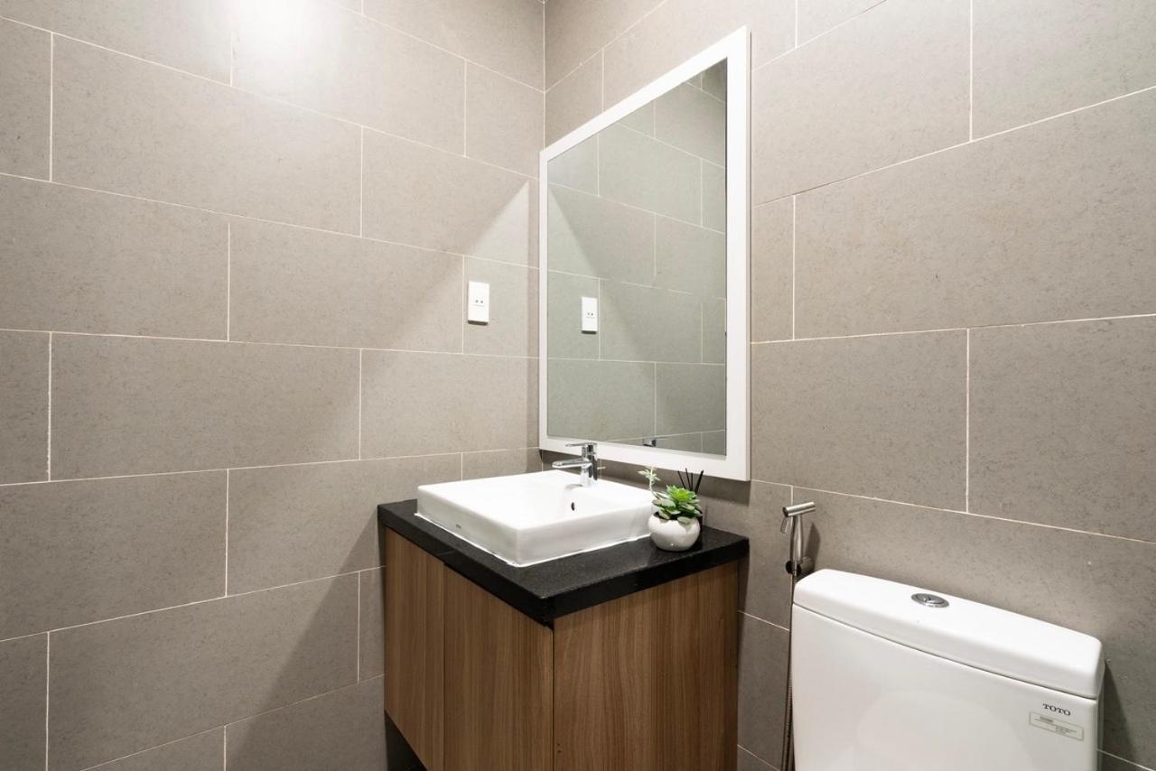 Homestay In City Center Хошимин Екстериор снимка